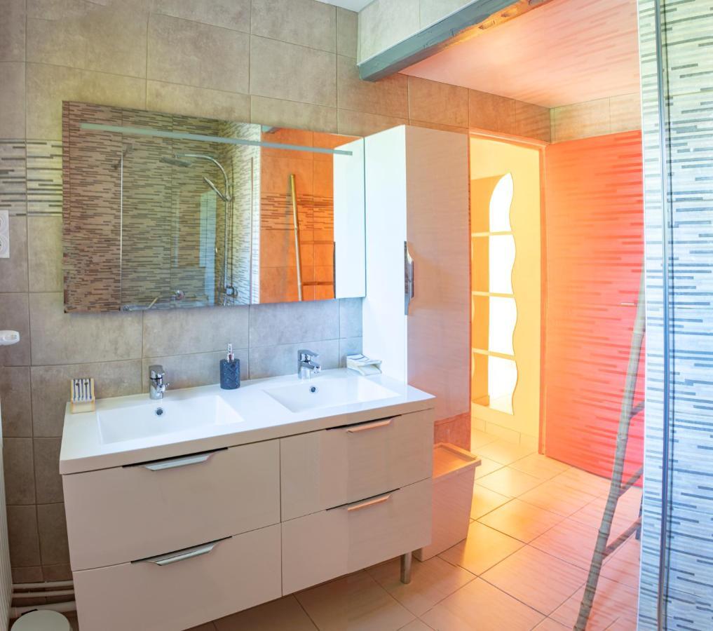 Paisible Maison Entiere 140M2 Avec Veranda Vue Sur La Campagne Renwez Exterior photo