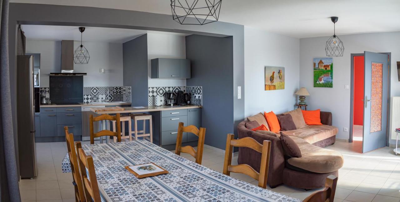 Paisible Maison Entiere 140M2 Avec Veranda Vue Sur La Campagne Renwez Exterior photo